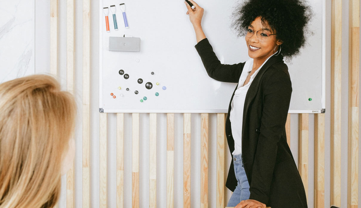 Közösségi Reklámozás – Webfejlesztés, Marketing & Design
Webfejlesztés & Webshopok
WordPress oldalak készítése és optimalizálása
UNAS webshop fejlesztés
Reszponzív, mobilbarát webdesign
Egyedi weboldalak programozása
SEO Keresőoptimalizálás
Google keresési rangsorolás javítása
Technikai SEO elemzés és hibajavítás
Kulcsszókutatás és tartalomoptimalizálás
Marketing & Online Reklámok
Social media kezelés Facebook, Instagram, TikTok, LinkedIn stb
TikTok, Facebook és Instagram hirdetések
Google Ads kampányok profi kezelése
Influencer marketing és együttműködések
Grafikai tervezés & Arculatépítés
Logótervezés
Online és offline reklámanyagok készítése
Tartalomkészítés & Videómarketing
Bannerek, posztok és hirdetések készítése
Promóciós videók és reklámanyagok gyártása
Linképítés
Várhegyi Gergő
PPC
Social Media
TikTok
instagram
facebook
Marketing
Hatékony SEO kivitelezés
Közösségi Média Marketing
Közösségi Marketing
Social Media Reklám
Facebook hirdetéskezelés
instagram hirdetéskezelés
youtube hirdetéskezelés
tiktok hirdetéskezelés
hirdetéskezelés
Hirdetések létrehozása
honlapkészítés
Weboldal készítés
Webshop készítés
korrekt
egyszerű
Hozd létre saját weboldaladat
ingyenes