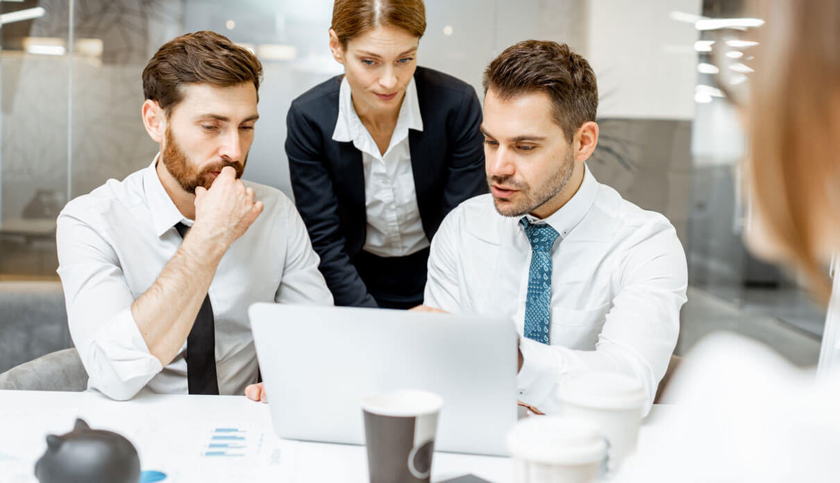 Közösségi Reklámozás – Webfejlesztés, Marketing & Design
Webfejlesztés & Webshopok
WordPress oldalak készítése és optimalizálása
UNAS webshop fejlesztés
Reszponzív, mobilbarát webdesign
Egyedi weboldalak programozása
SEO Keresőoptimalizálás
Google keresési rangsorolás javítása
Technikai SEO elemzés és hibajavítás
Kulcsszókutatás és tartalomoptimalizálás
Marketing & Online Reklámok
Social media kezelés Facebook, Instagram, TikTok, LinkedIn stb
TikTok, Facebook és Instagram hirdetések
Google Ads kampányok profi kezelése
Influencer marketing és együttműködések
Grafikai tervezés & Arculatépítés
Logótervezés
Online és offline reklámanyagok készítése
Tartalomkészítés & Videómarketing
Bannerek, posztok és hirdetések készítése
Promóciós videók és reklámanyagok gyártása
Linképítés
Várhegyi Gergő
PPC
Social Media
TikTok
instagram
facebook
Marketing
Hatékony SEO kivitelezés
Közösségi Média Marketing
Közösségi Marketing
Social Media Reklám
Facebook hirdetéskezelés
instagram hirdetéskezelés
youtube hirdetéskezelés
tiktok hirdetéskezelés
hirdetéskezelés
Hirdetések létrehozása
honlapkészítés
Weboldal készítés
Webshop készítés
korrekt
egyszerű
Hozd létre saját weboldaladat
ingyenes