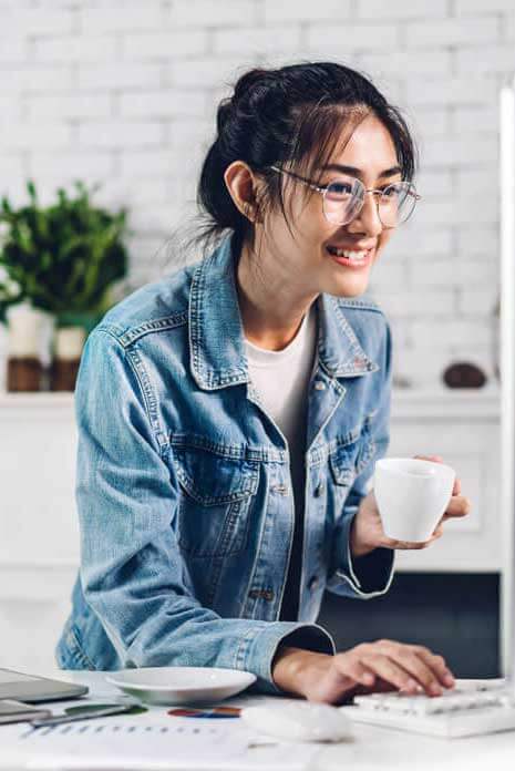 Közösségi Reklámozás – Webfejlesztés, Marketing & Design
Webfejlesztés & Webshopok
WordPress oldalak készítése és optimalizálása
UNAS webshop fejlesztés
Reszponzív, mobilbarát webdesign
Egyedi weboldalak programozása
SEO Keresőoptimalizálás
Google keresési rangsorolás javítása
Technikai SEO elemzés és hibajavítás
Kulcsszókutatás és tartalomoptimalizálás
Marketing & Online Reklámok
Social media kezelés Facebook, Instagram, TikTok, LinkedIn stb
TikTok, Facebook és Instagram hirdetések
Google Ads kampányok profi kezelése
Influencer marketing és együttműködések
Grafikai tervezés & Arculatépítés
Logótervezés
Online és offline reklámanyagok készítése
Tartalomkészítés & Videómarketing
Bannerek, posztok és hirdetések készítése
Promóciós videók és reklámanyagok gyártása
Linképítés
Várhegyi Gergő
PPC
Social Media
TikTok
instagram
facebook
Marketing
Hatékony SEO kivitelezés
Közösségi Média Marketing
Közösségi Marketing
Social Media Reklám
Facebook hirdetéskezelés
instagram hirdetéskezelés
youtube hirdetéskezelés
tiktok hirdetéskezelés
hirdetéskezelés
Hirdetések létrehozása
honlapkészítés
Weboldal készítés
Webshop készítés
korrekt
egyszerű
Hozd létre saját weboldaladat
ingyenes