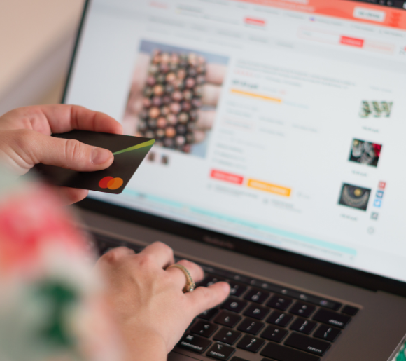 Közösségi Reklámozás – Webfejlesztés, Marketing & Design
Webfejlesztés & Webshopok
WordPress oldalak készítése és optimalizálása
UNAS webshop fejlesztés
Reszponzív, mobilbarát webdesign
Egyedi weboldalak programozása
SEO Keresőoptimalizálás
Google keresési rangsorolás javítása
Technikai SEO elemzés és hibajavítás
Kulcsszókutatás és tartalomoptimalizálás
Marketing & Online Reklámok
Social media kezelés Facebook, Instagram, TikTok, LinkedIn stb
TikTok, Facebook és Instagram hirdetések
Google Ads kampányok profi kezelése
Influencer marketing és együttműködések
Grafikai tervezés & Arculatépítés
Logótervezés
Online és offline reklámanyagok készítése
Tartalomkészítés & Videómarketing
Bannerek, posztok és hirdetések készítése
Promóciós videók és reklámanyagok gyártása
Linképítés
Várhegyi Gergő
PPC
Social Media
TikTok
instagram
facebook
Marketing
Hatékony SEO kivitelezés
Közösségi Média Marketing
Közösségi Marketing
Social Media Reklám
Facebook hirdetéskezelés
instagram hirdetéskezelés
youtube hirdetéskezelés
tiktok hirdetéskezelés
hirdetéskezelés
Hirdetések létrehozása
honlapkészítés
Weboldal készítés
Webshop készítés
korrekt
egyszerű
Hozd létre saját weboldaladat
ingyenes